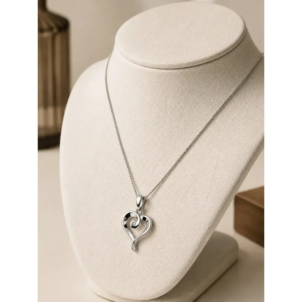 Ostbye Diva Diamonds Sterling Silver .01 CT Heart Pendant Necklace 18 Inch